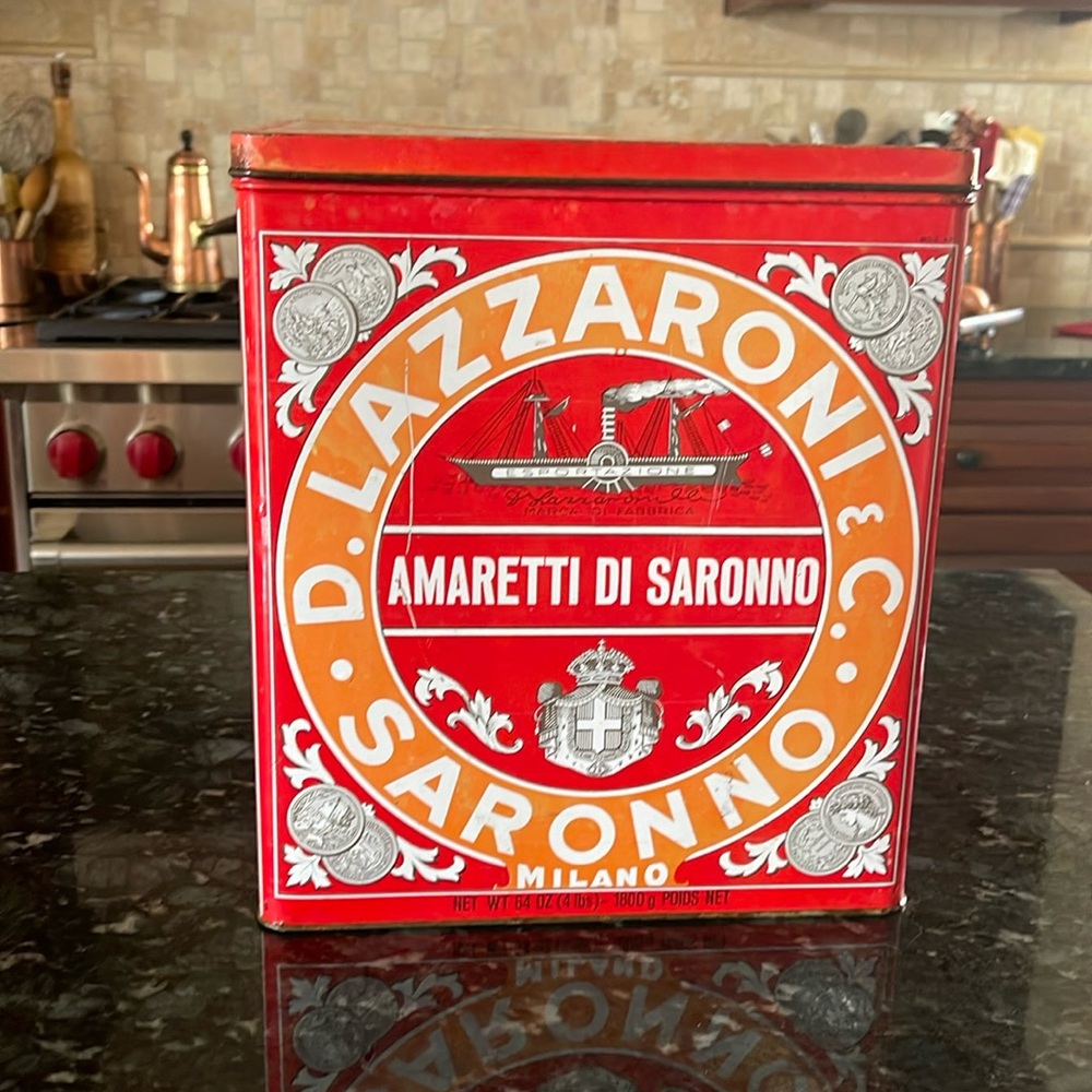 D. Lazzaroni Amaretti di Saronno Empty Tin
